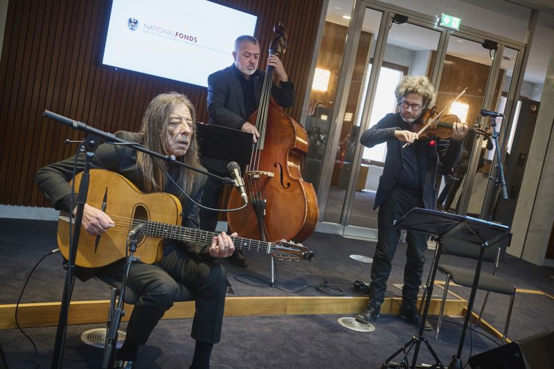 Parlament Musiker 2025 11 10